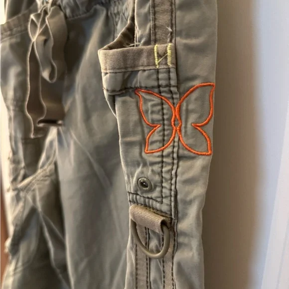 GAP Vintage Embroidered Olive Green Cargo Pants - Picture 9 of 13